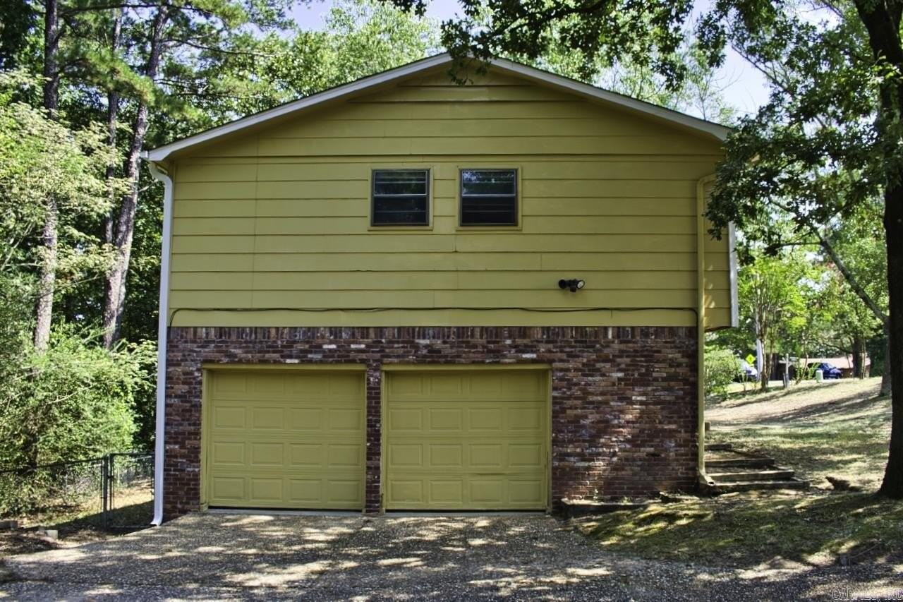 12400 Southridge Dr - Photo 3 of 26