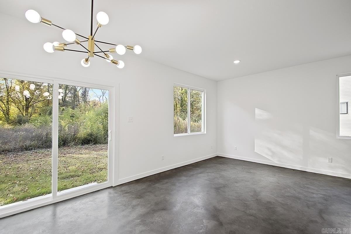 513 Algood St - Photo 3 of 19