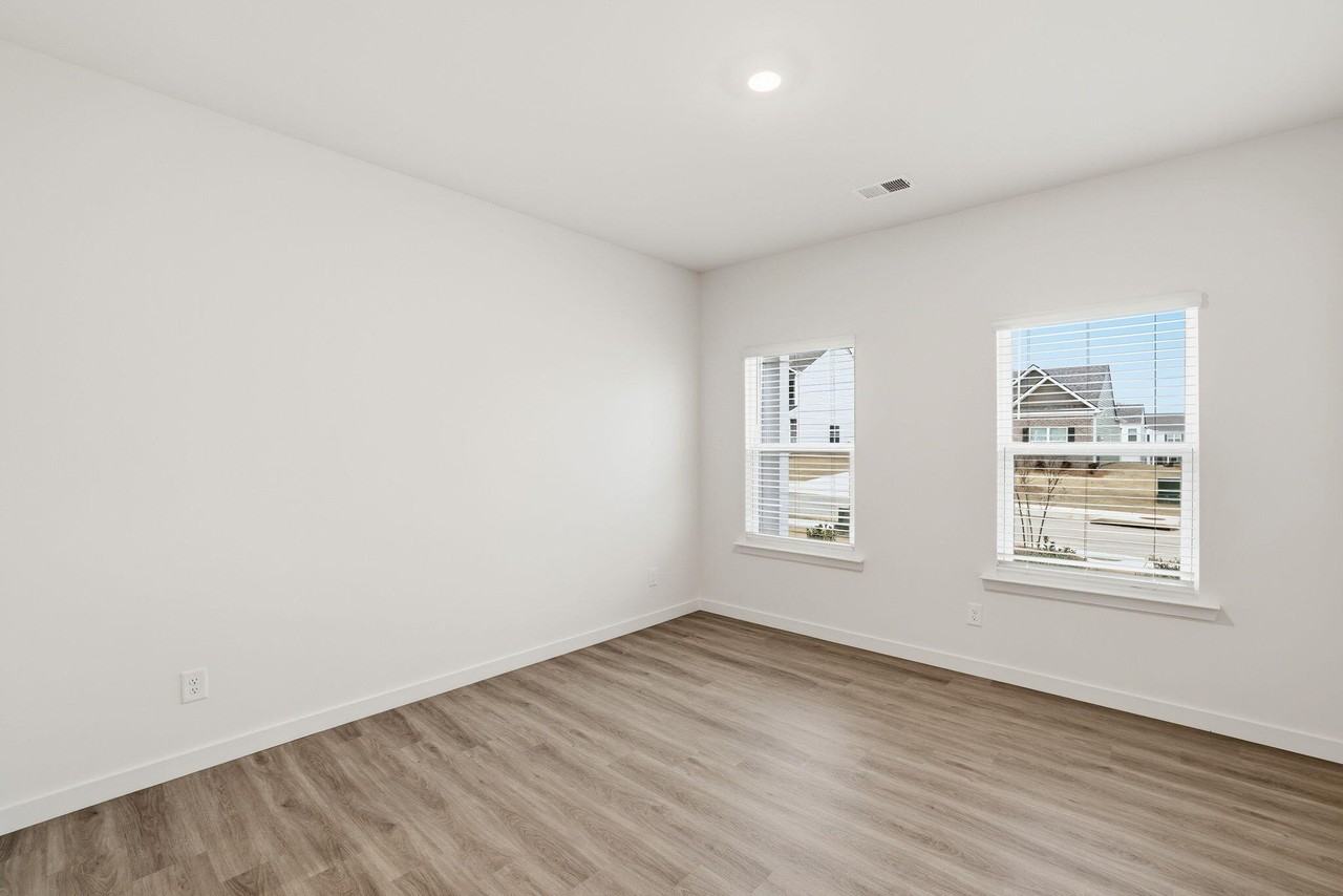 8440 Mulberry Way - Photo 3 of 29