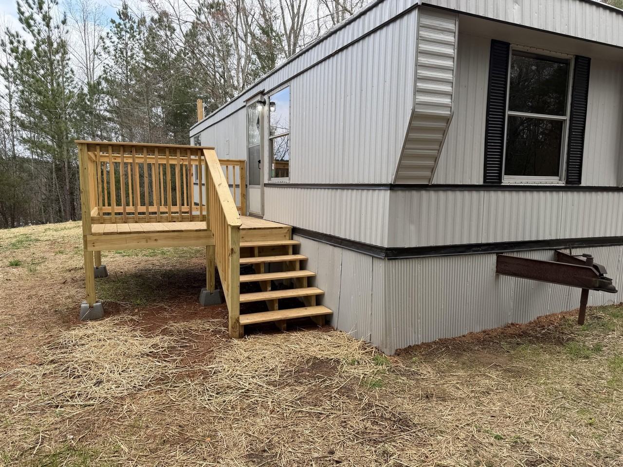 1945 Boss Rd - Photo 2 of 17