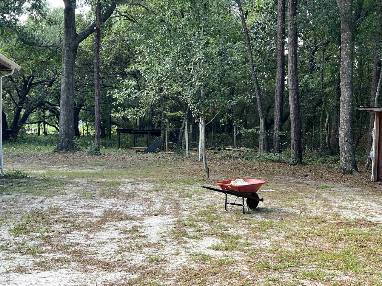 4183 Mini Market Rd - Photo 7 of 25