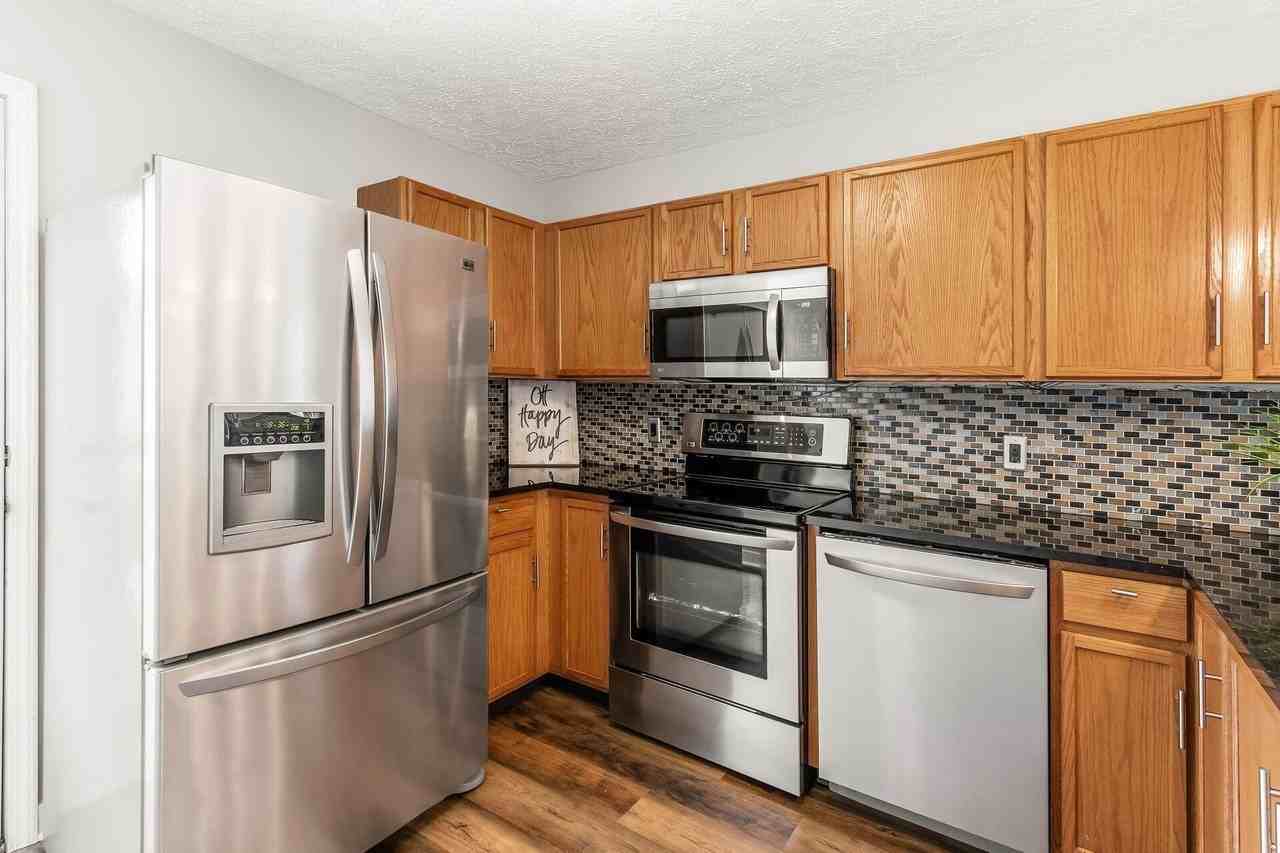 135 Hancock St - Photo 2 of 23