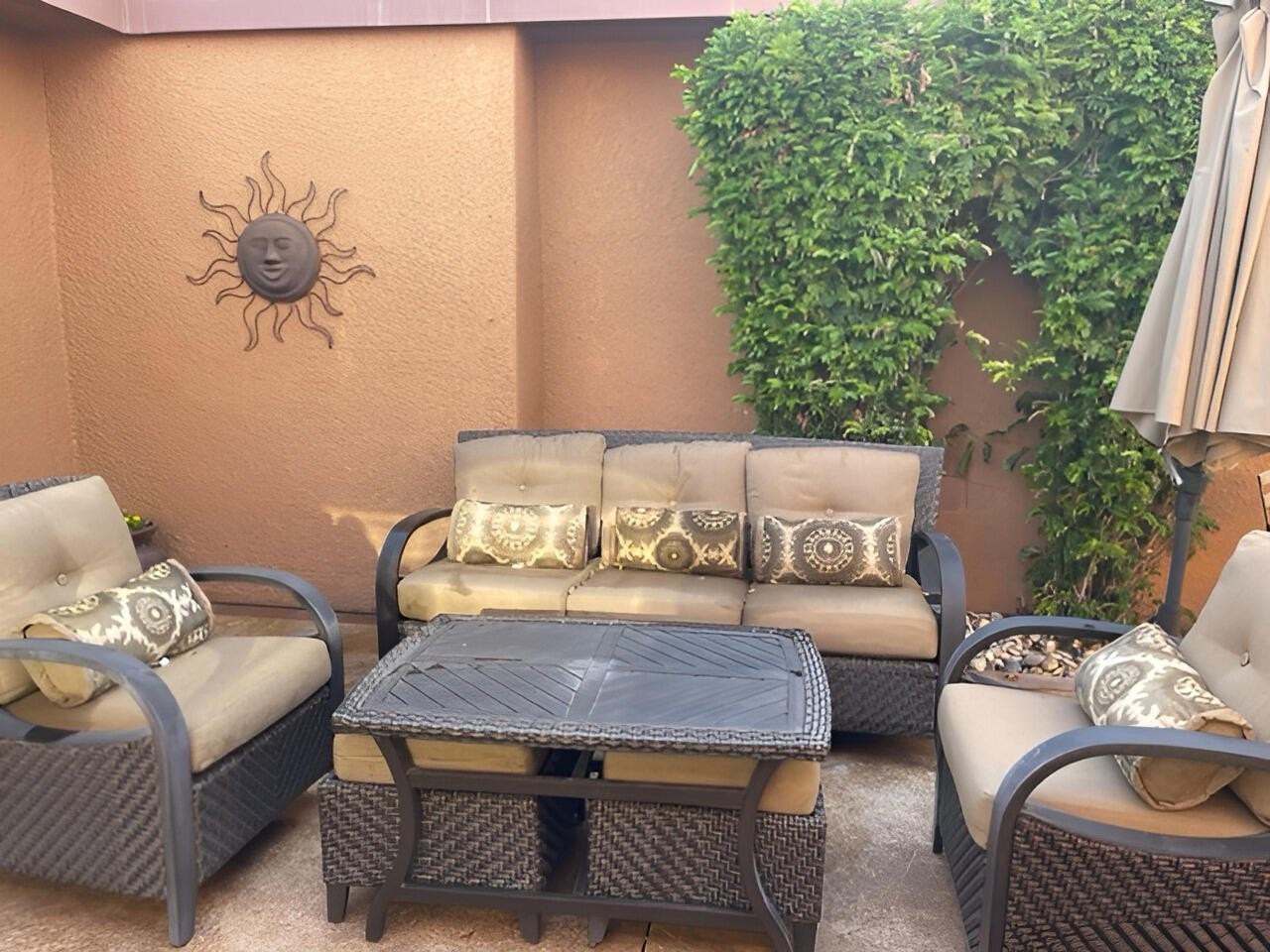 11 Palma Dr - Photo 2 of 44