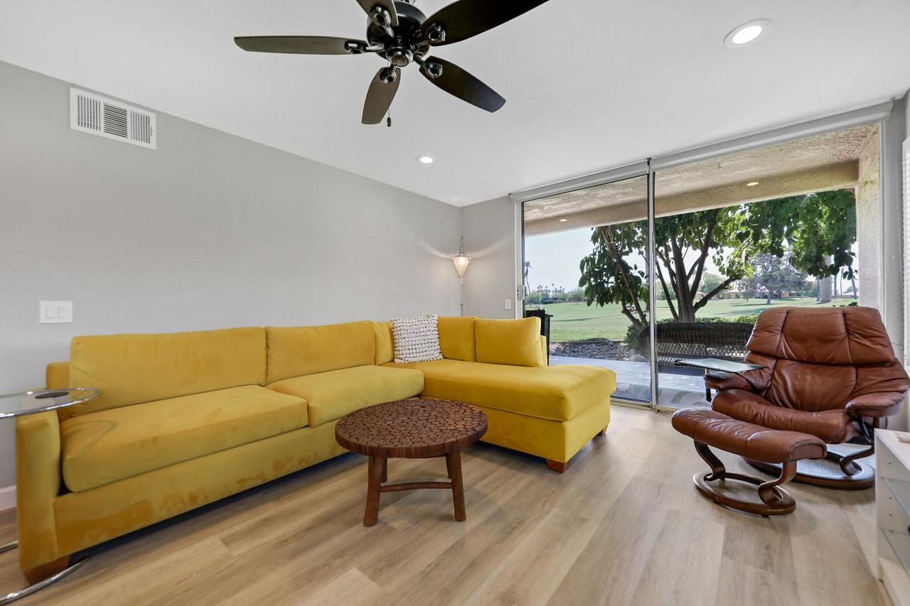 41 Sunrise Dr - Photo 3 of 50