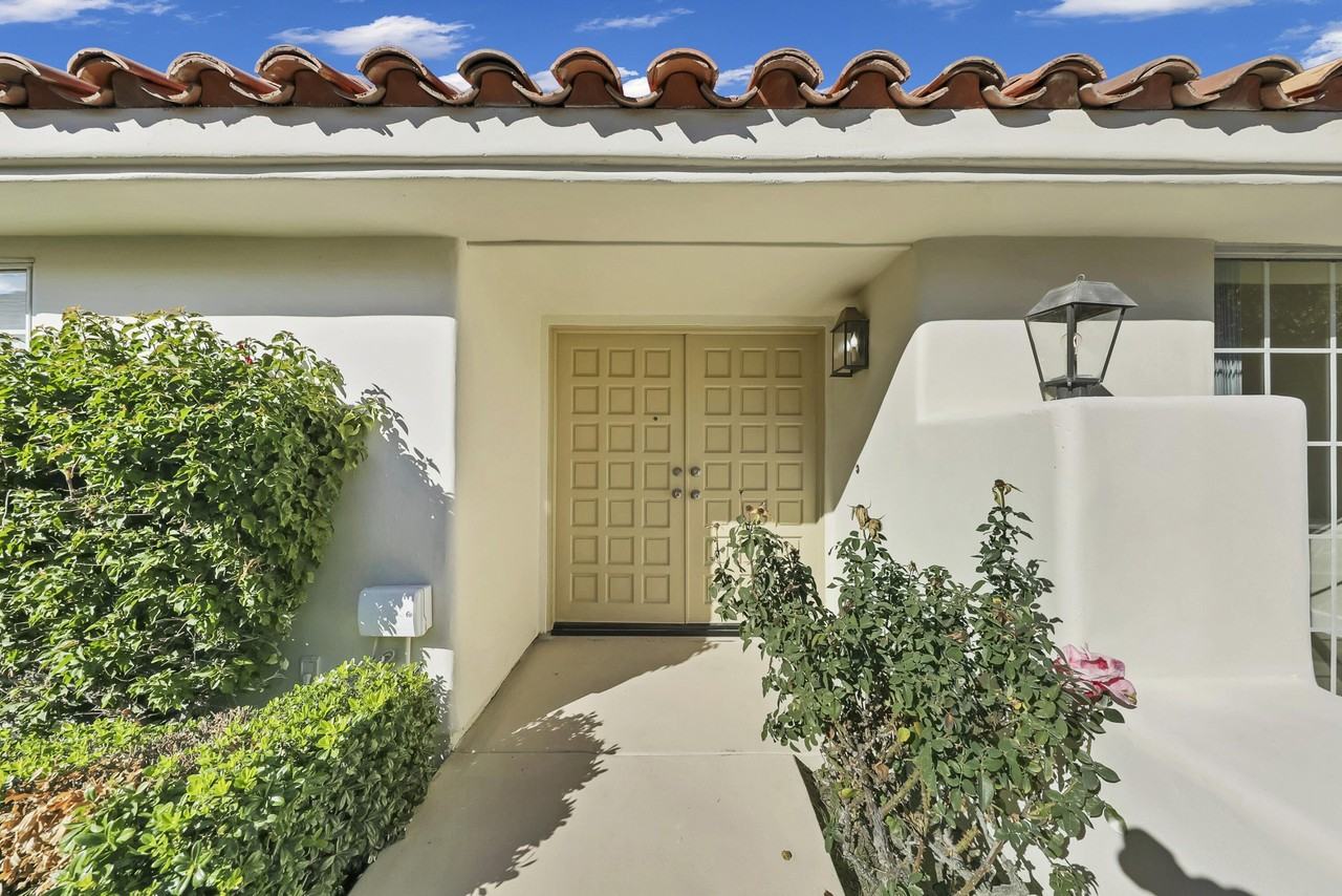 43852 Via Palma - Photo 4 of 31