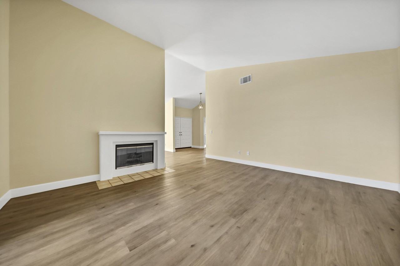 43852 Via Palma - Photo 7 of 31