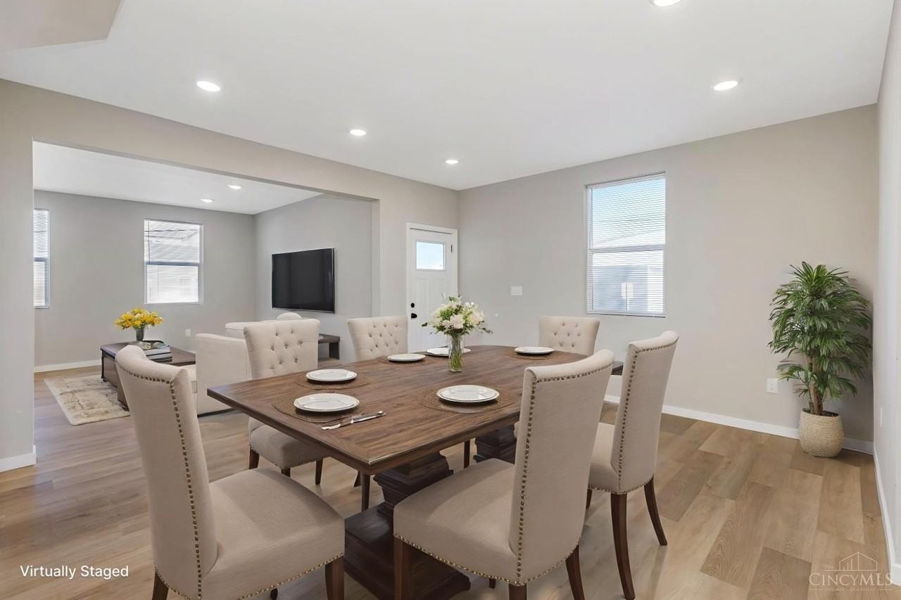 797 Woodlawn Ave - Photo 2 of 30