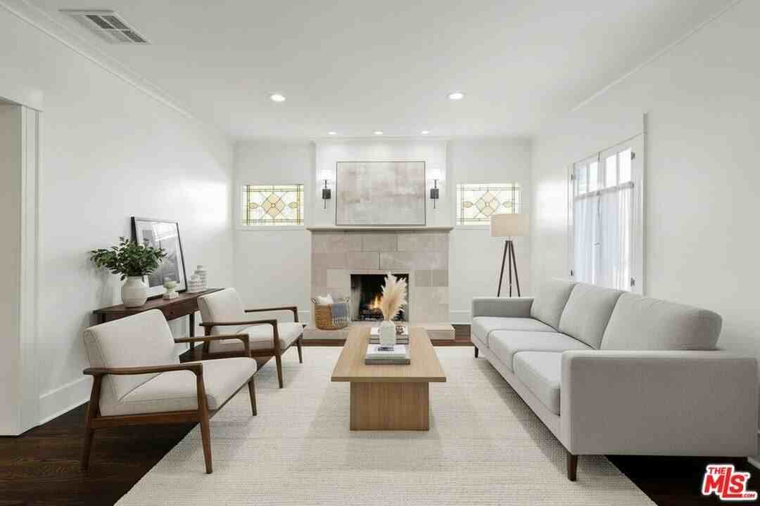 743 N Orange Dr - Photo 5 of 27