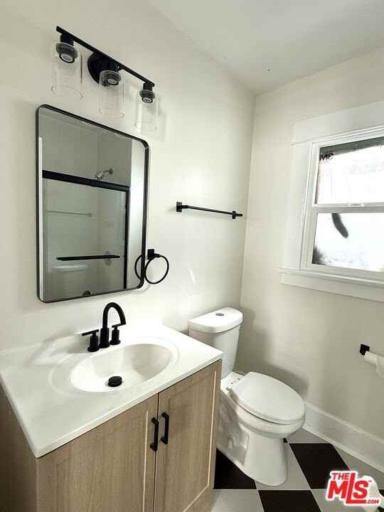 1806 9th St - Photo 5 of 11