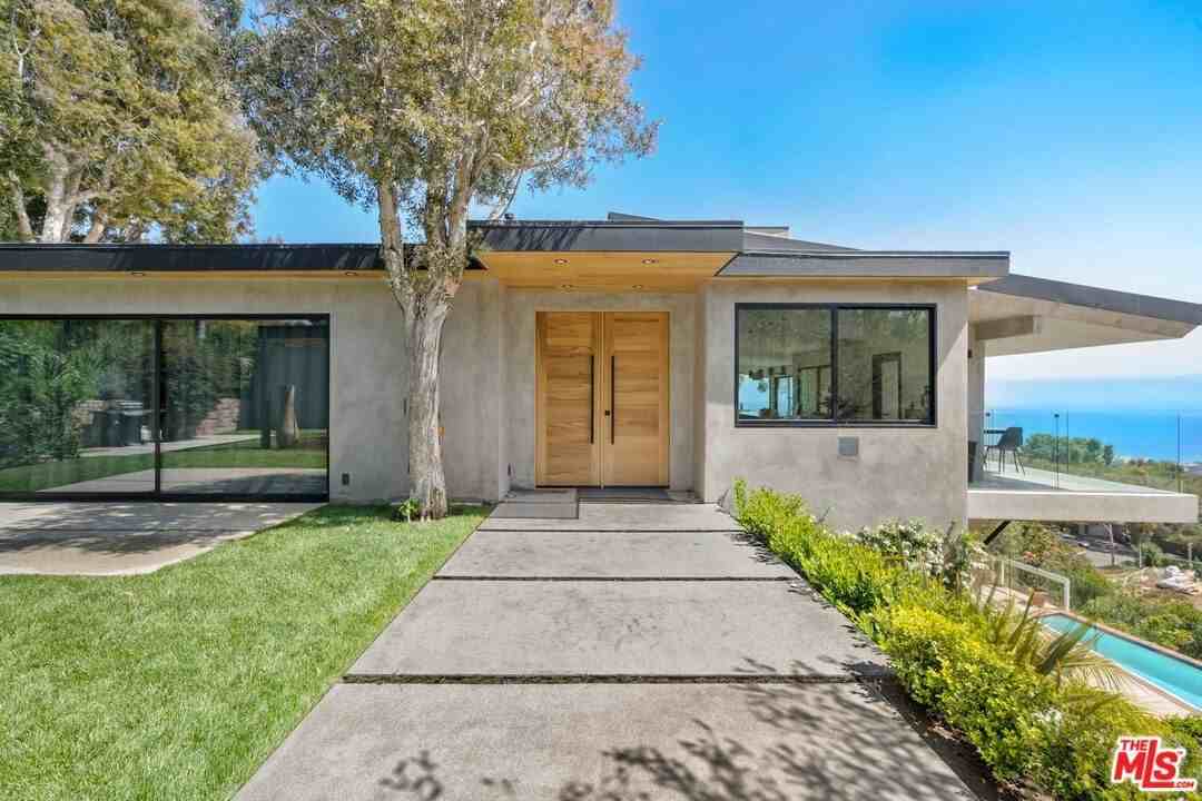 23812 Malibu Crest Dr - Photo 3 of 30