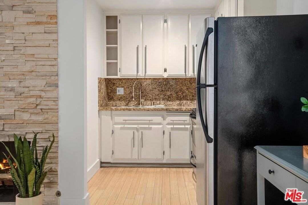 11959 Dorothy St Apt 2b - Photo 5 of 11