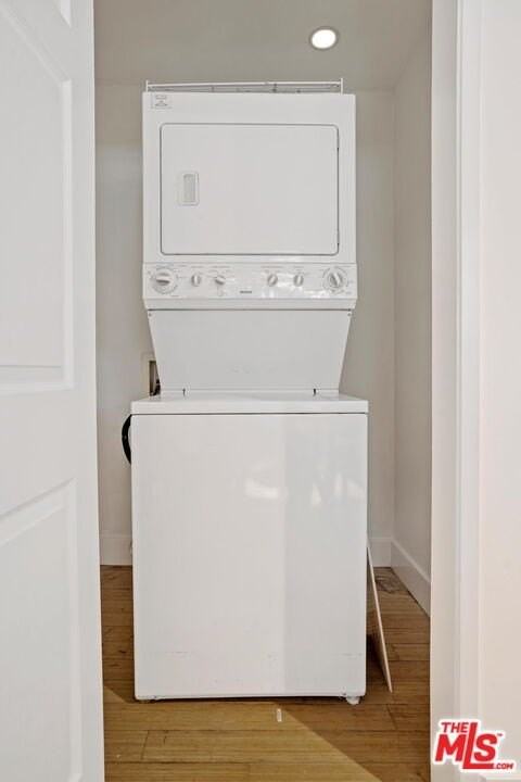 11959 Dorothy St Apt 2b - Photo 7 of 11