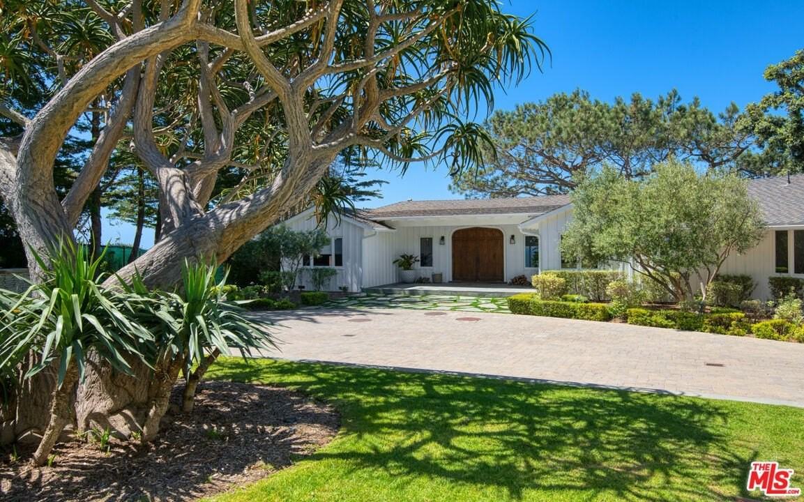 7157 Birdview Ave - Photo 5 of 49