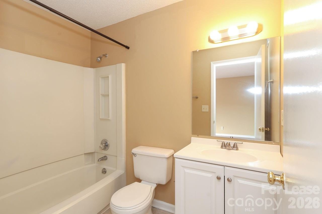 11086 Harrowfield Rd - Photo 6 of 14