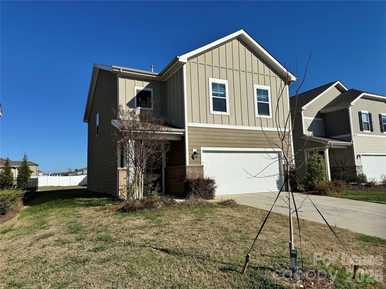 2011 Weddington Pointe Dr - Photo 2 of 36