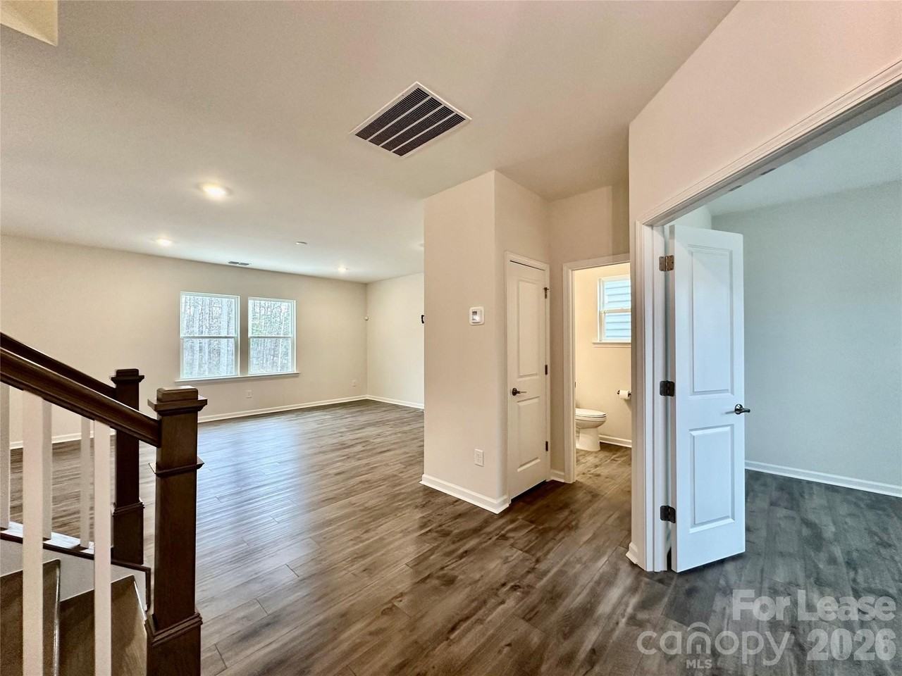 6012 Chumbley Point Rd - Photo 5 of 38