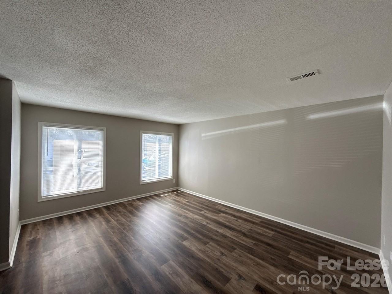 300 N Main St Apt 4 - Photo 3 of 13