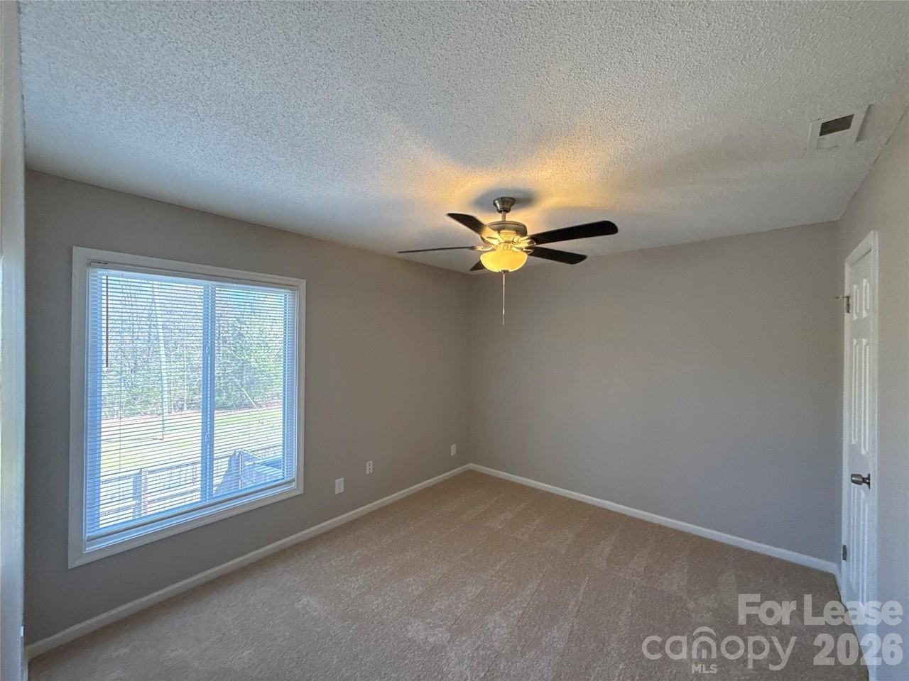 300 N Main St Apt 4 - Photo 7 of 13