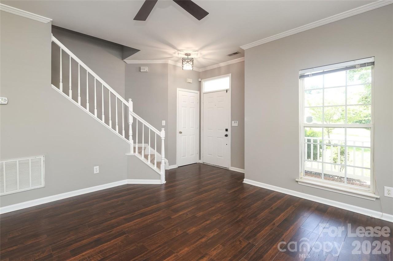 8306 Hornwood Ct - Photo 5 of 48