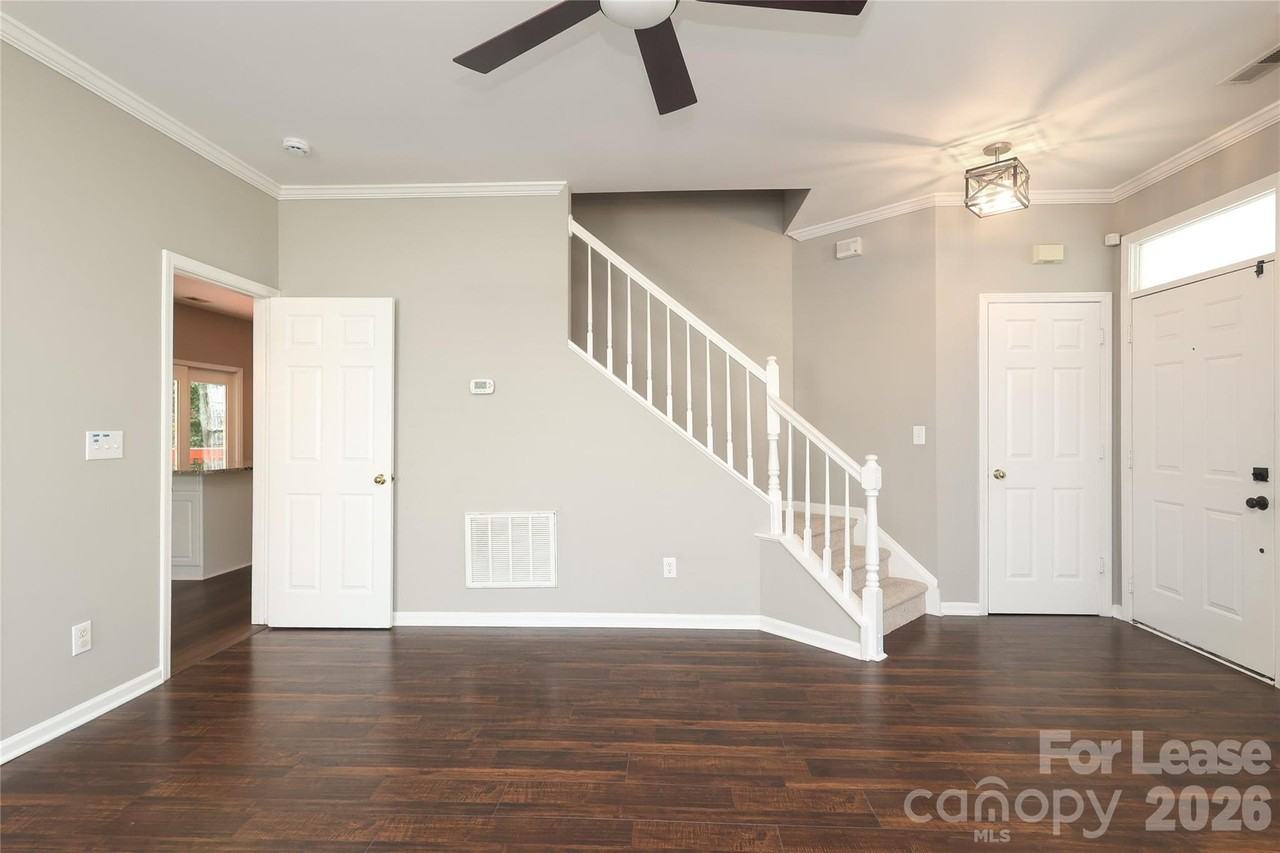 8306 Hornwood Ct - Photo 7 of 48