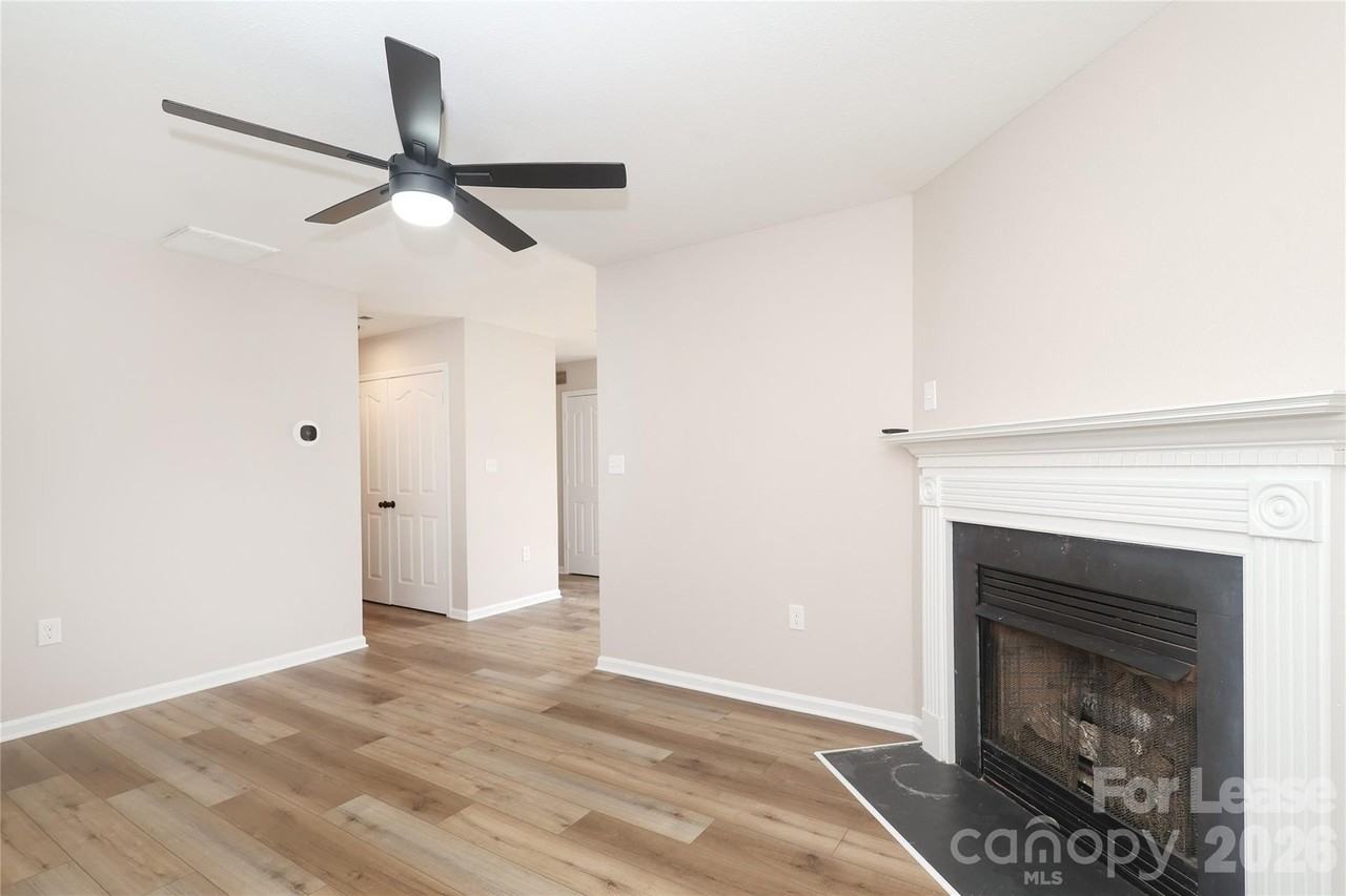 6227 Stonefort Ct - Photo 6 of 42