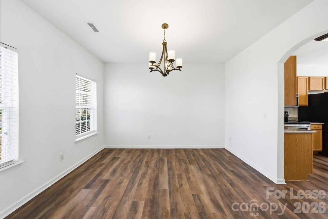 11631 Truan Ln - Photo 5 of 29