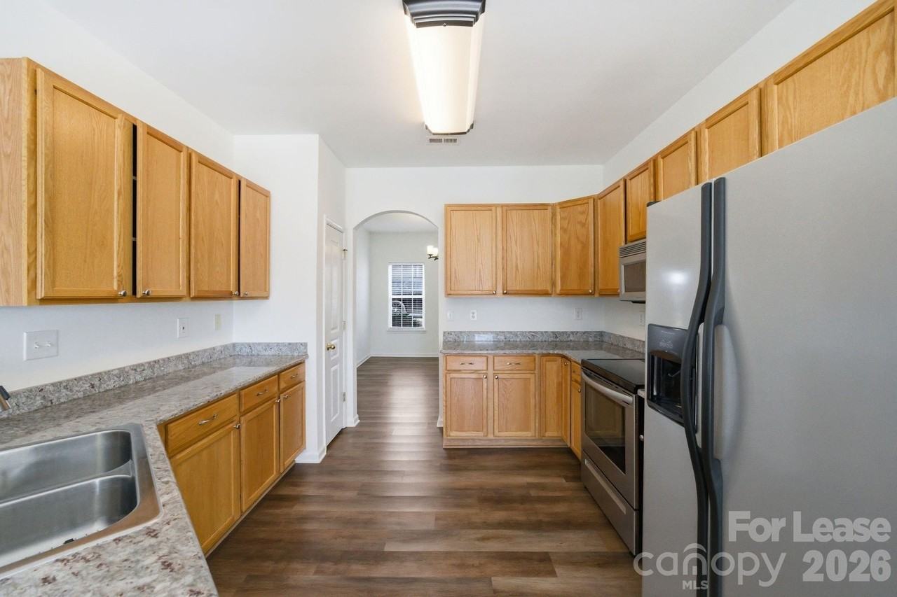 11631 Truan Ln - Photo 7 of 29