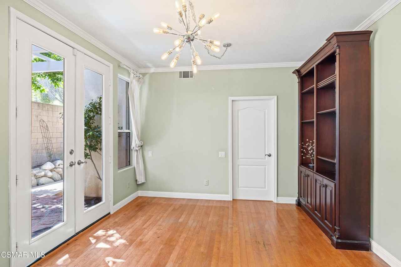 3881 Timberridge Rd - Photo 6 of 28