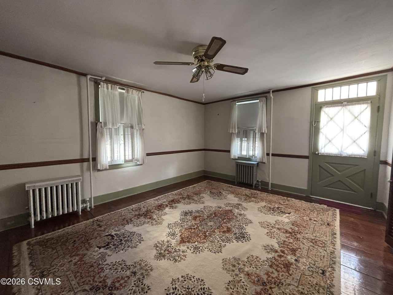 225 W 3rd St - Photo 6 of 21