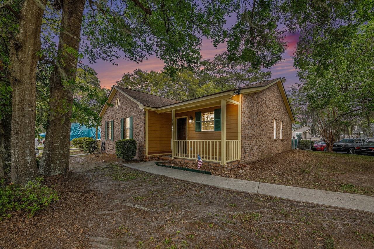 4160 Hickory Ln - Photo 2 of 18