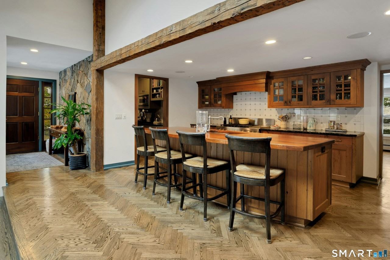 3 Raiders Ln - Photo 4 of 31