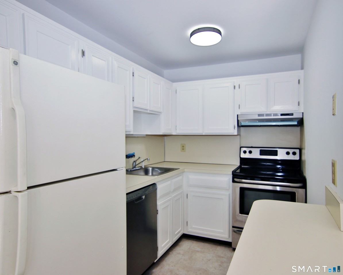 15 Bungalow Park Unit 1 - Photo 3 of 33