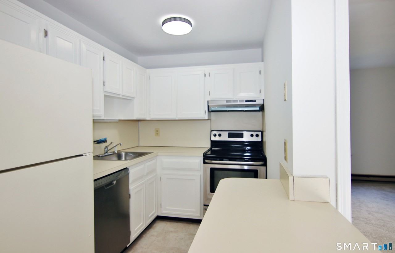 15 Bungalow Park Unit 1 - Photo 4 of 33