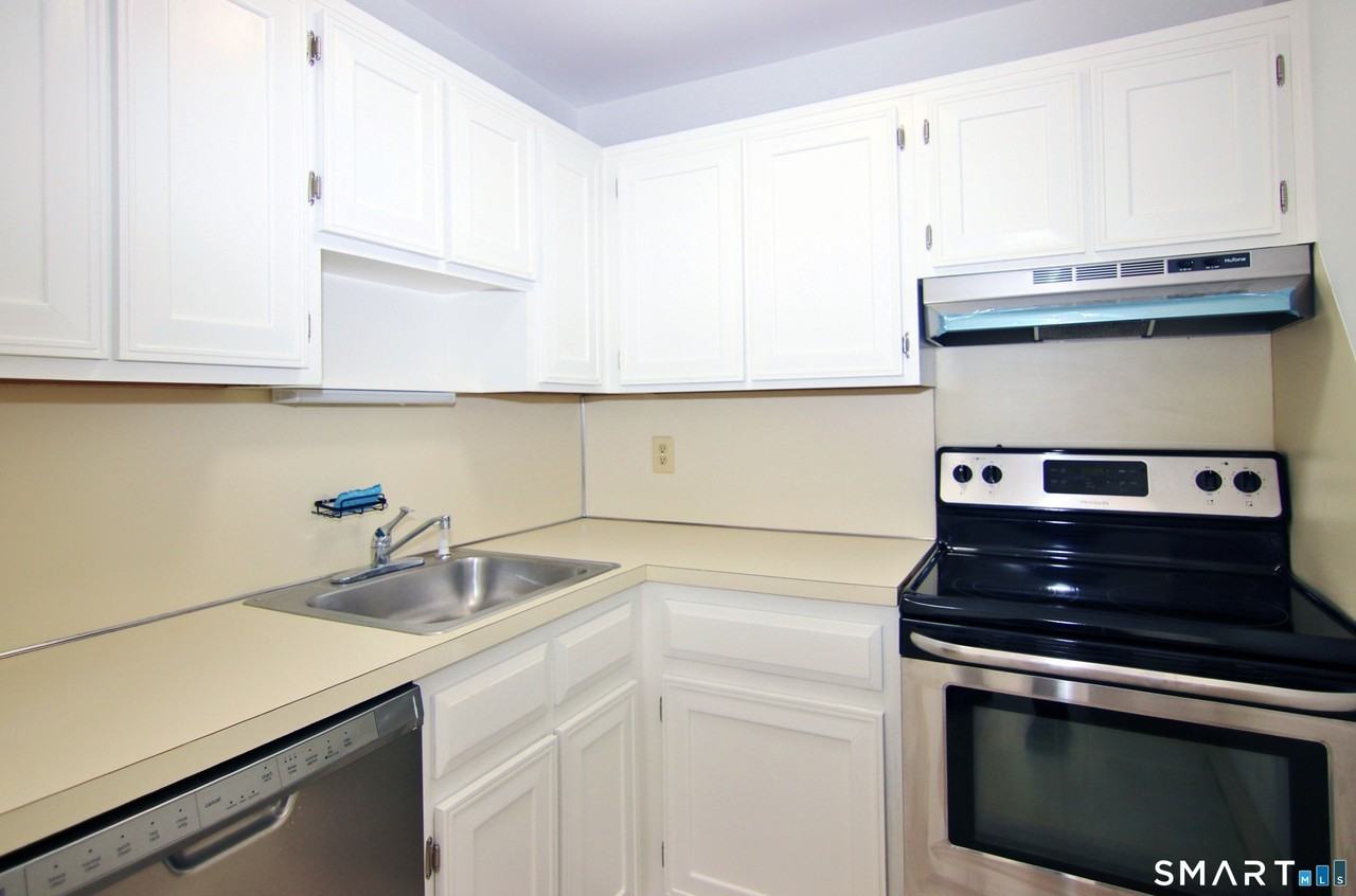 15 Bungalow Park Unit 1 - Photo 5 of 33