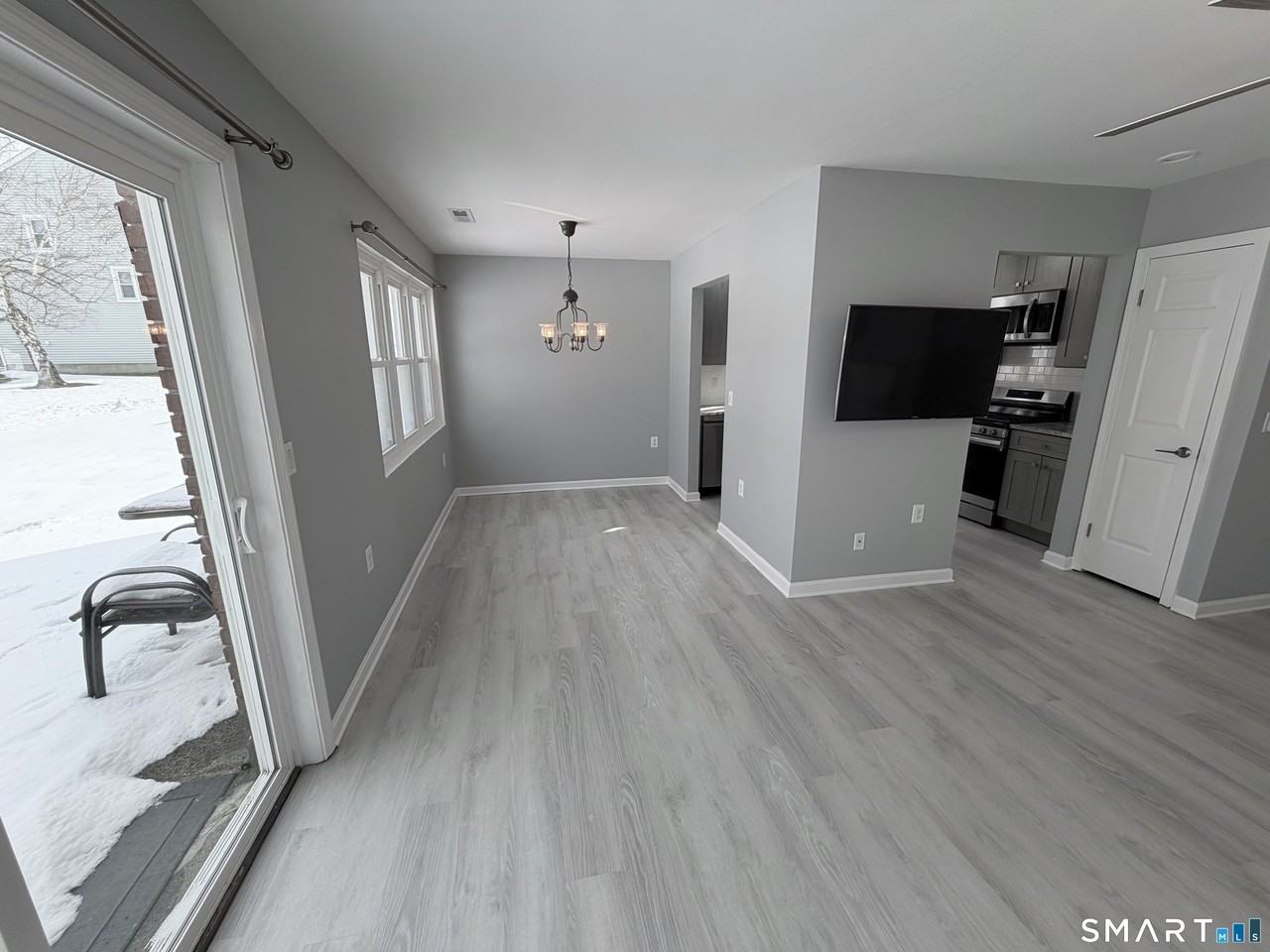 43 Southwind Ln Unit 43 - Photo 2 of 20