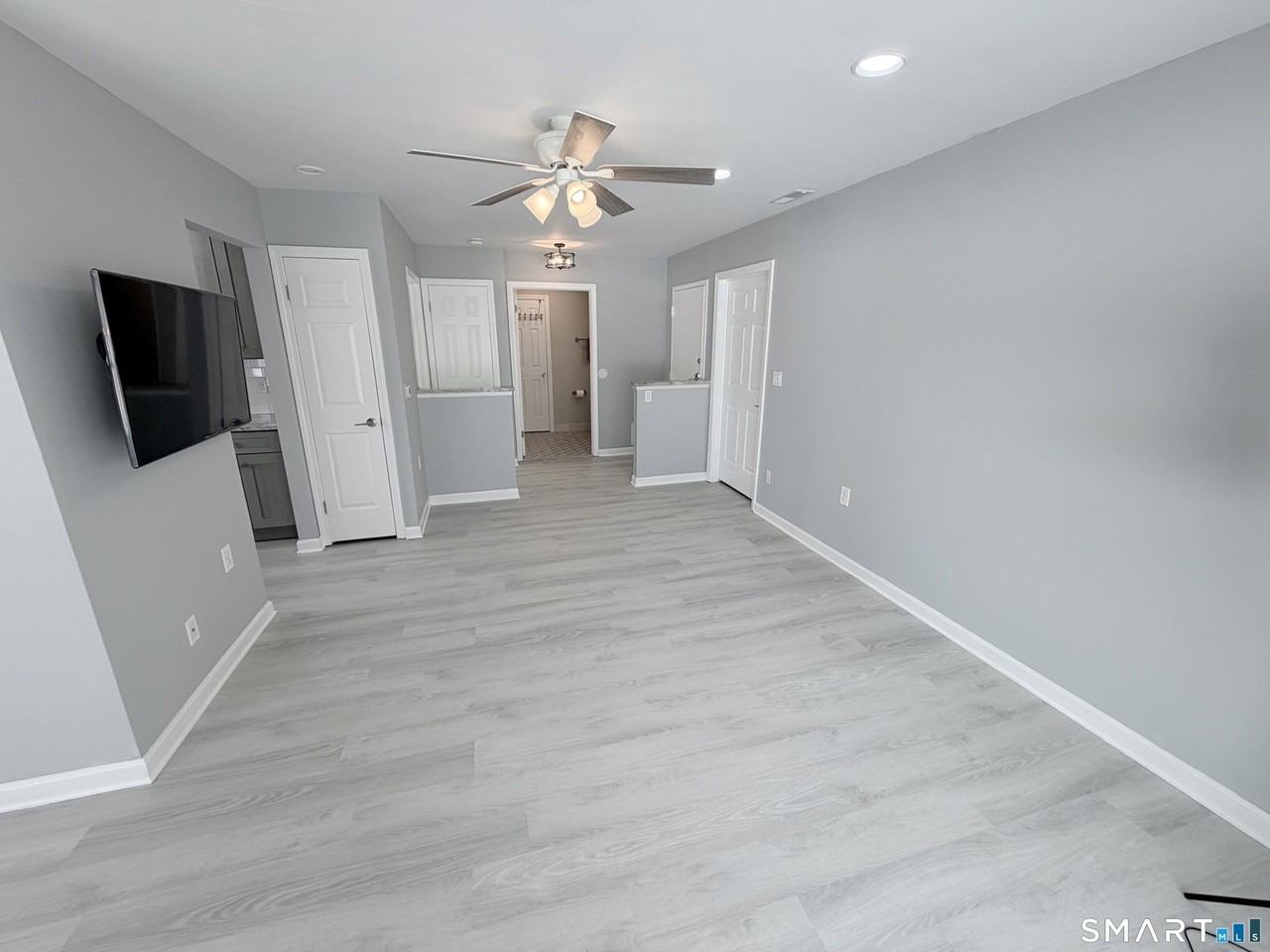 43 Southwind Ln Unit 43 - Photo 6 of 20