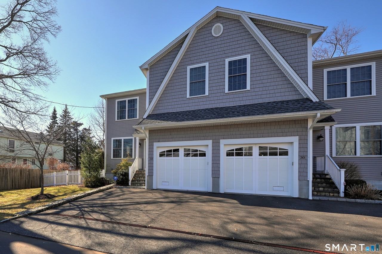 30 Narrow St - Photo 2 of 40