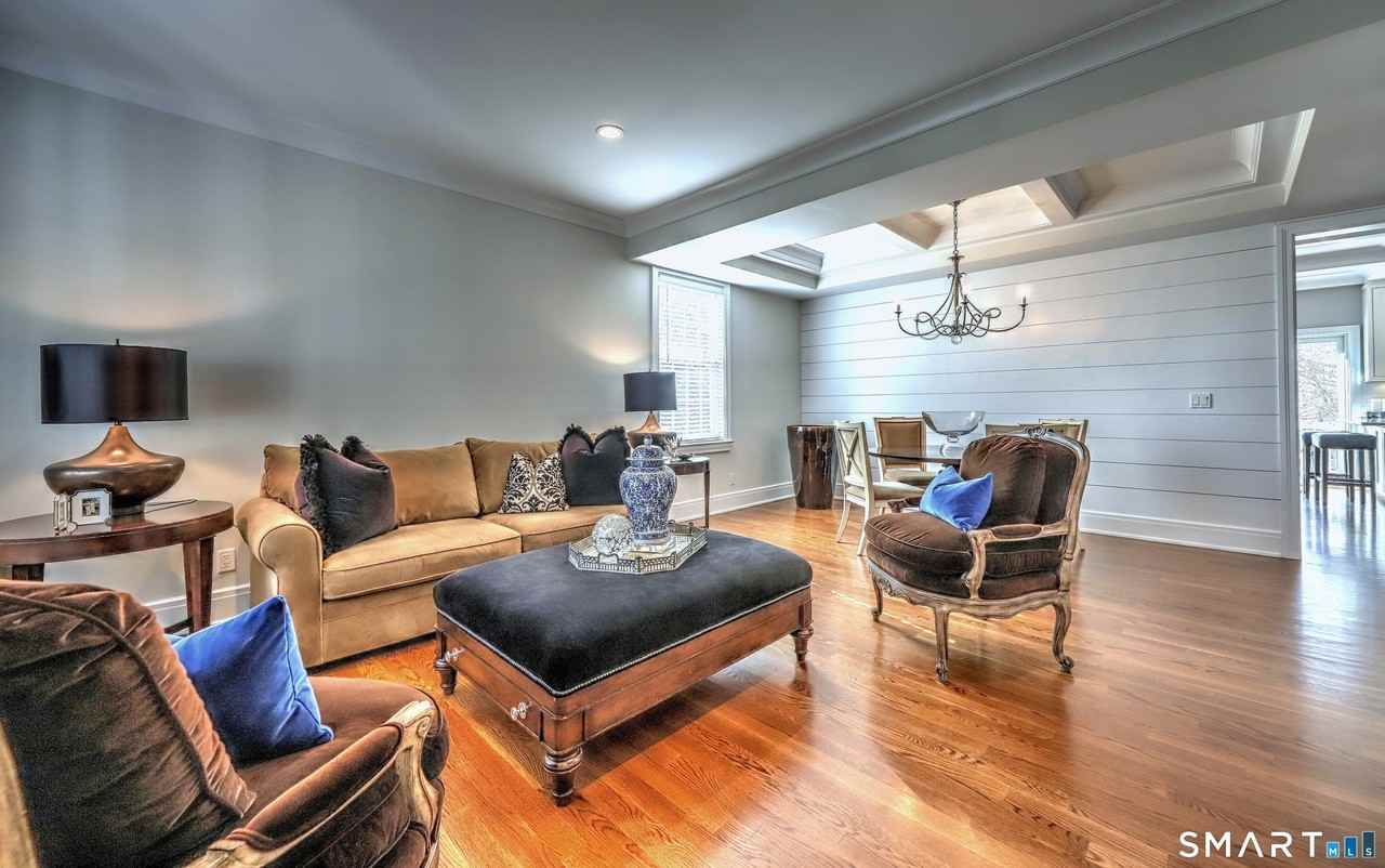 30 Narrow St - Photo 5 of 40