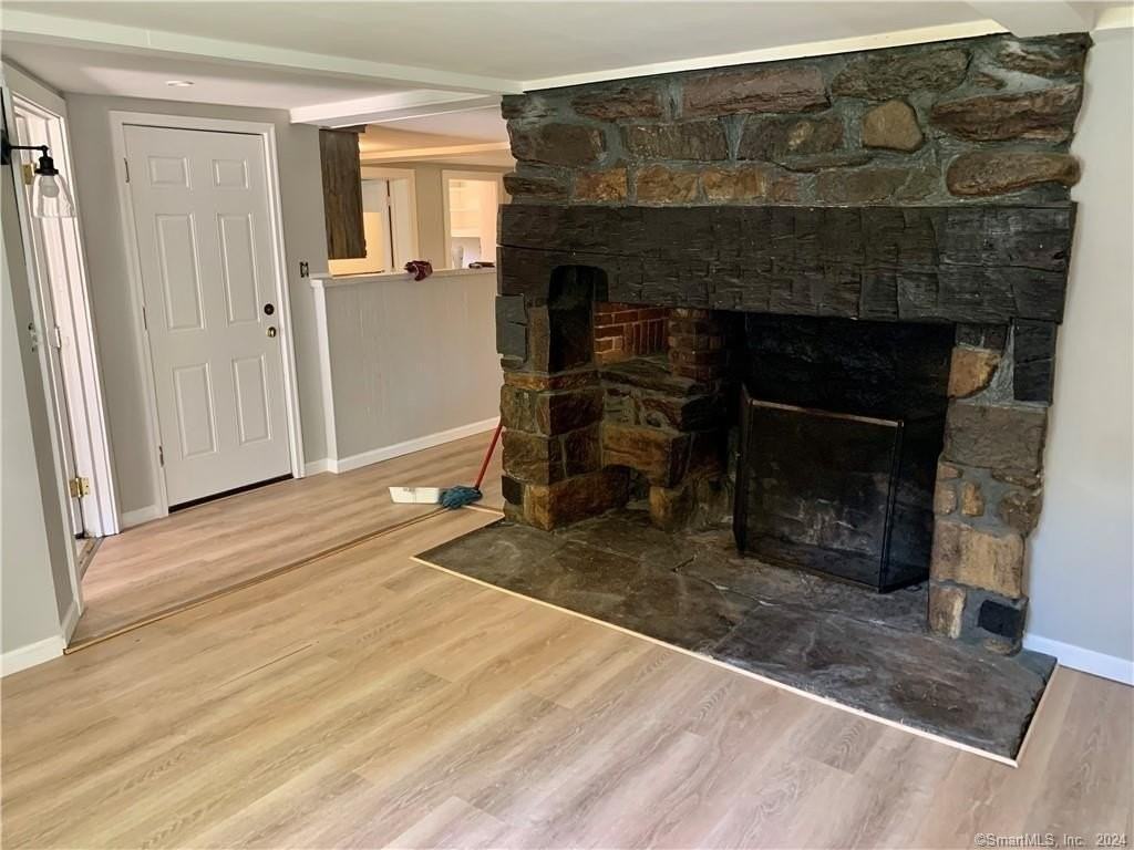 551 N Main St Apt 1r - Photo 2 of 12