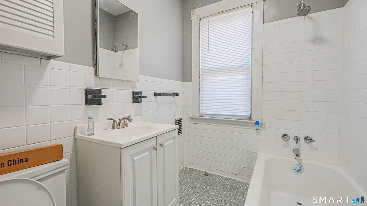 88 William St - Photo 6 of 17