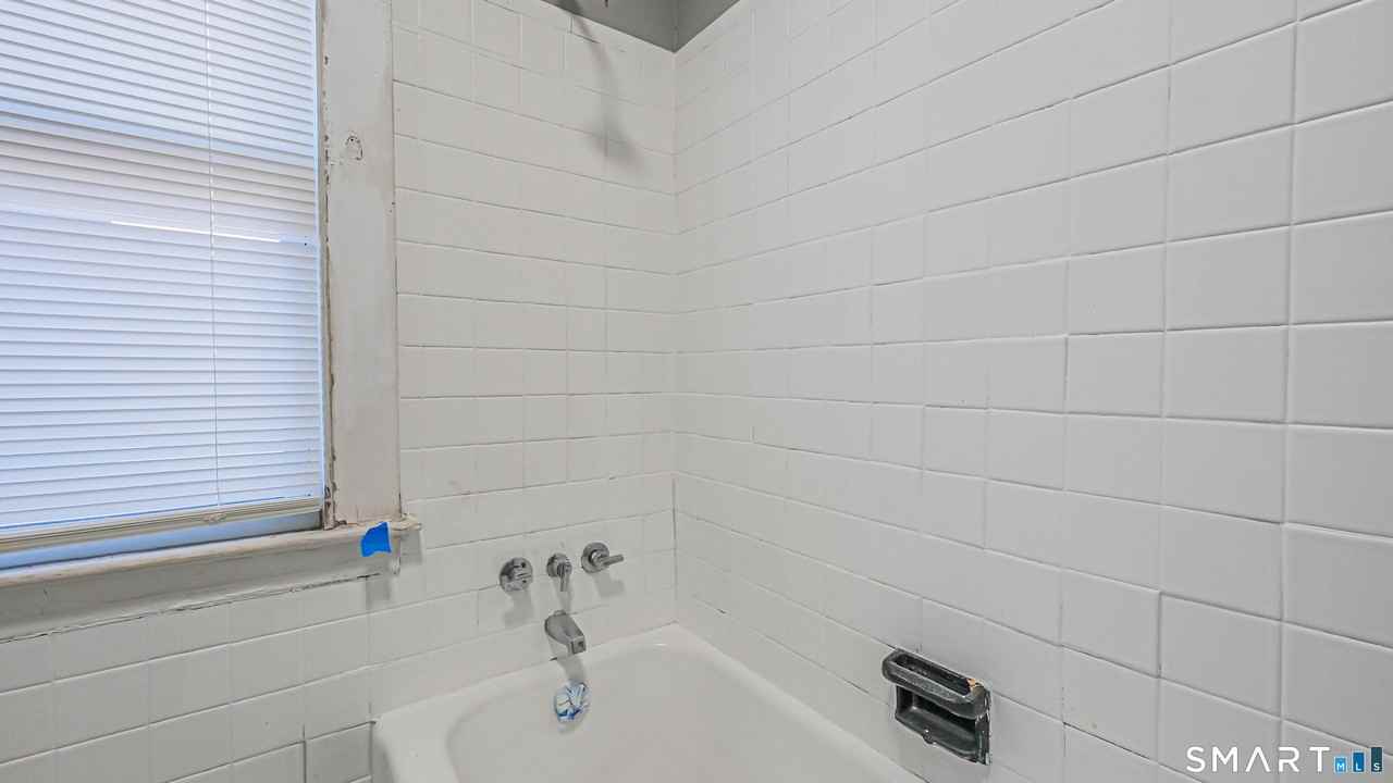 88 William St - Photo 7 of 17