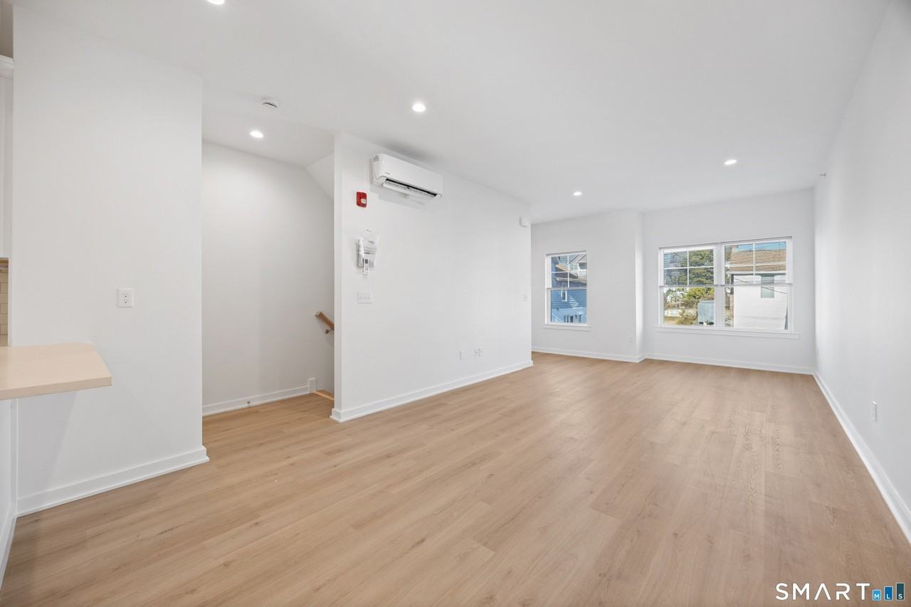 27 Village Rd Unit F - Photo 6 of 15