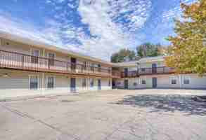 featured image of 1180 Windsor Dr