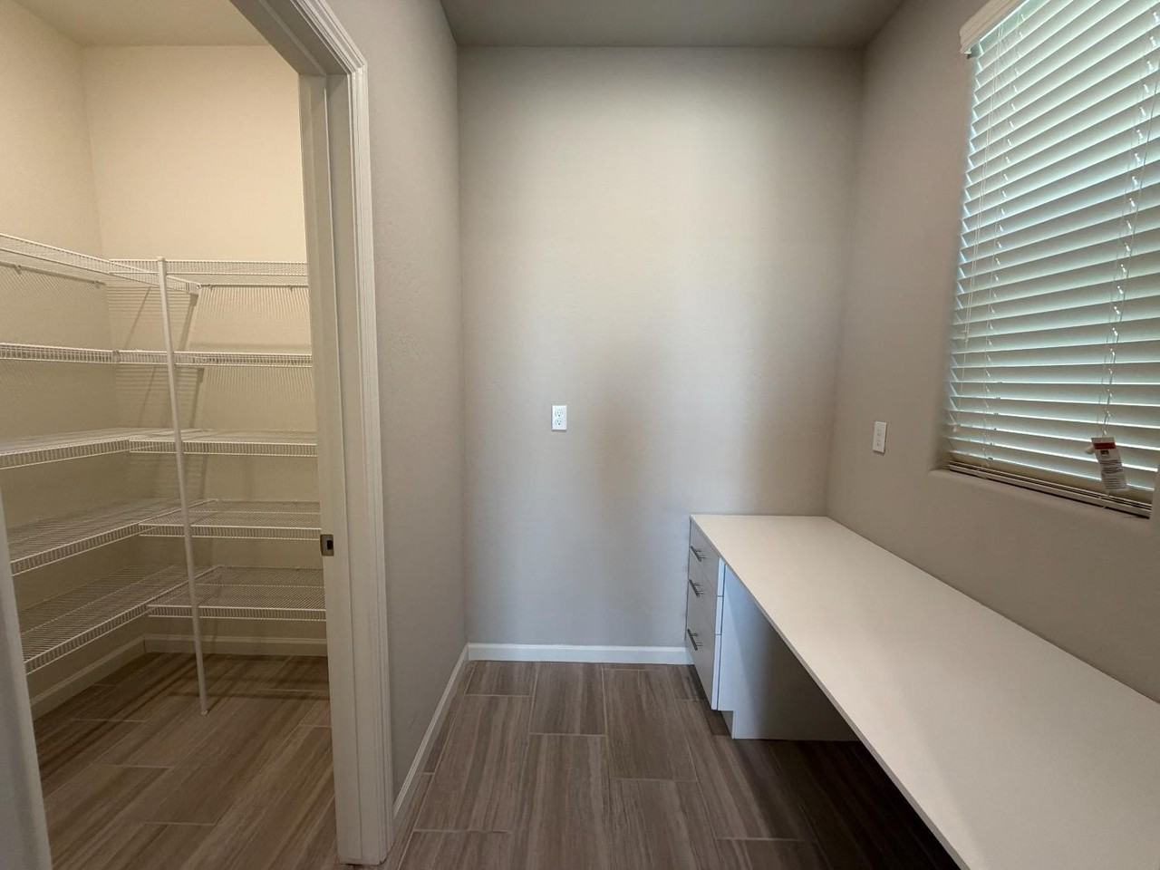 660 Atlantica Dr S - Photo 7 of 21