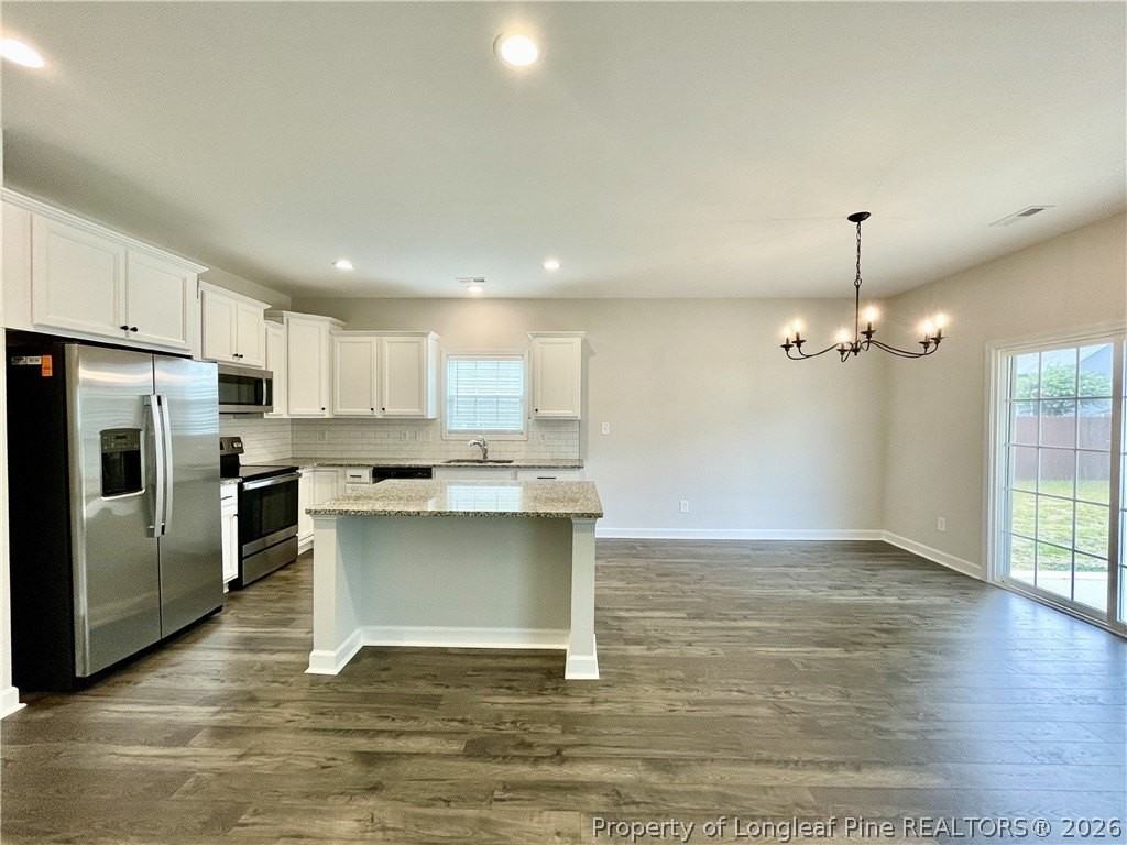 1108 Mayfern Dr - Photo 7 of 27