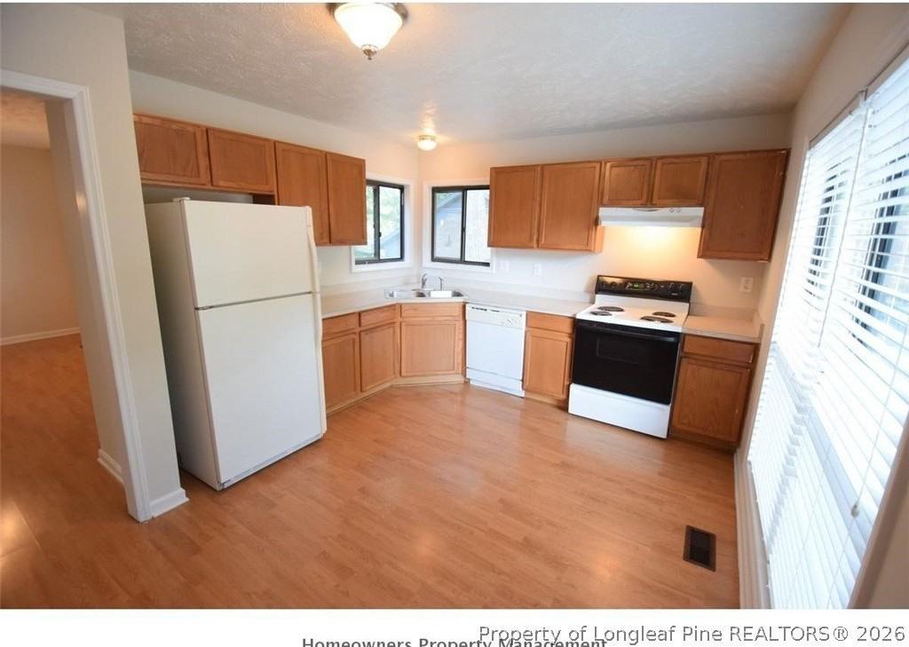 5840 Horton Pl - Photo 5 of 21