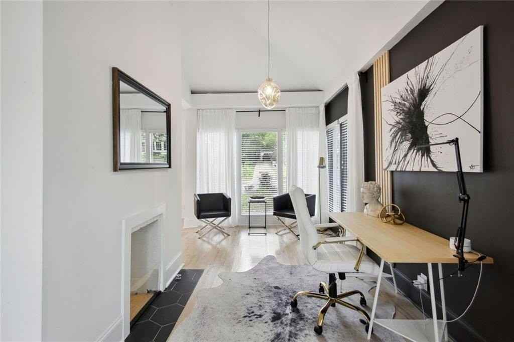 1720 Flagler Ave Ne - Photo 7 of 25