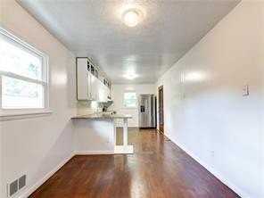 80 Stafford St Nw - Photo 7 of 21