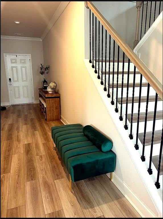 3168 Shirecrest Ln - Photo 3 of 10