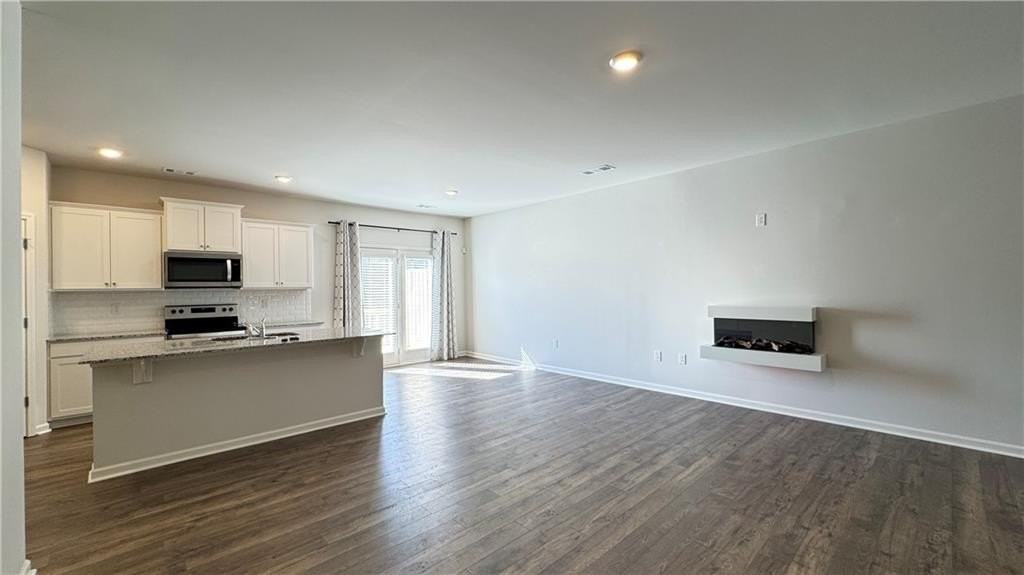 100 Aspen Ct - Photo 6 of 46
